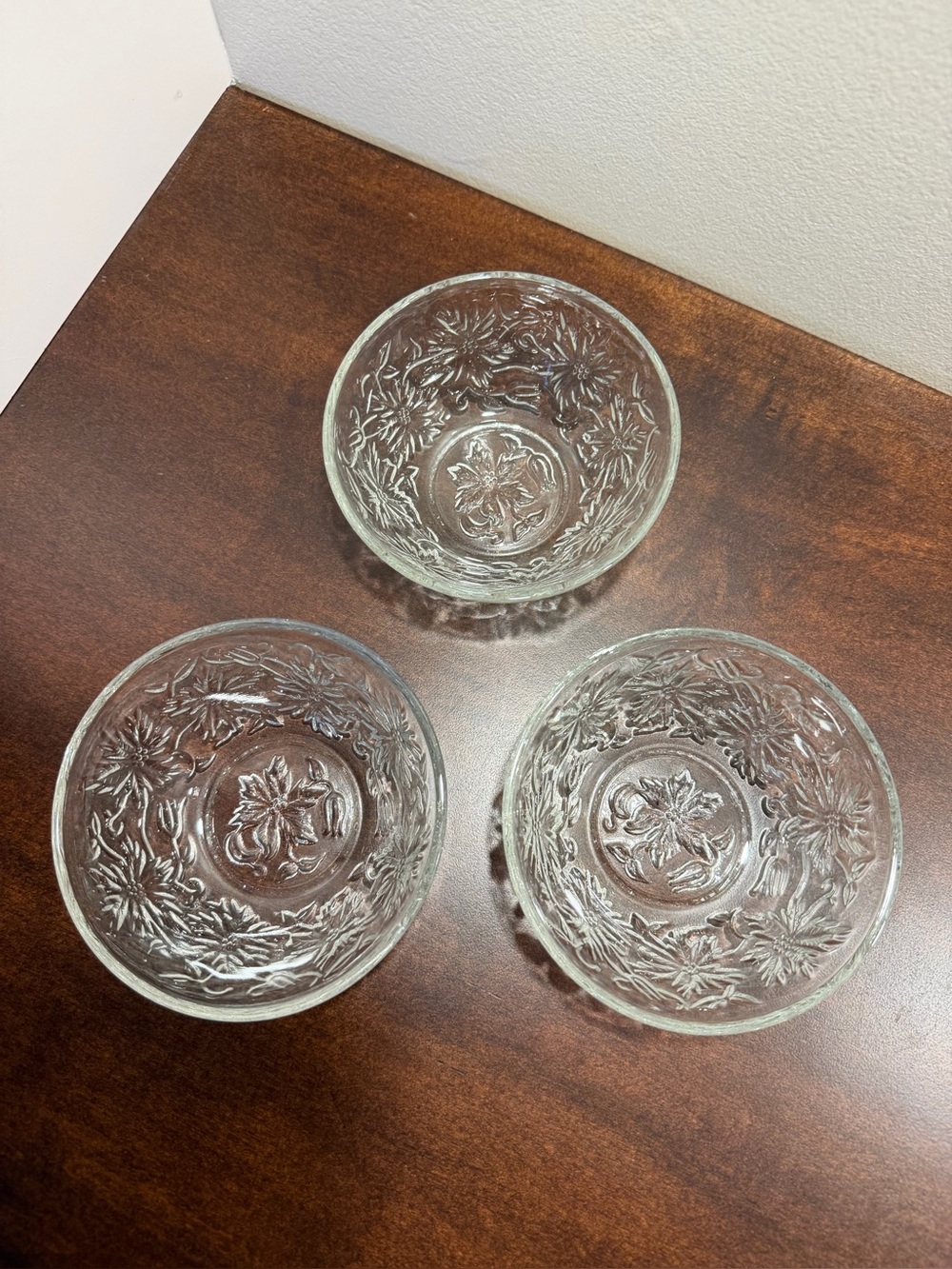 Princess House Fantasia Bowls, 5 1/4 clear bottoms vintage